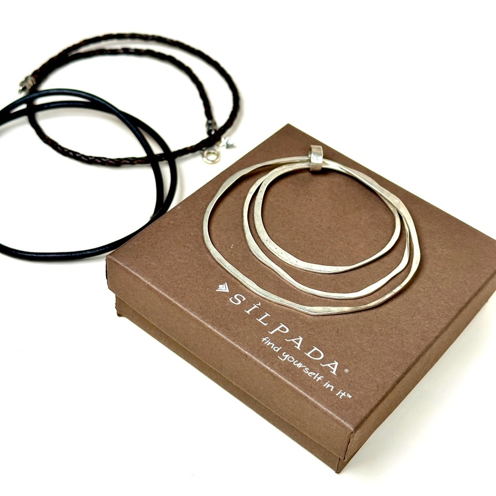 Silpada Designs Hammered Pendant & Leather Necklace Bundle
